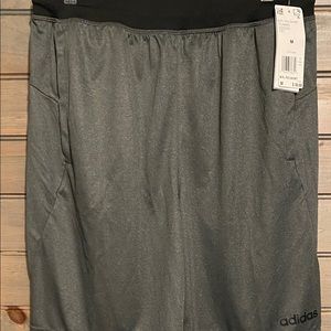Adidas Men's Carbon Grey Basketball Shorts Medium (NWT)